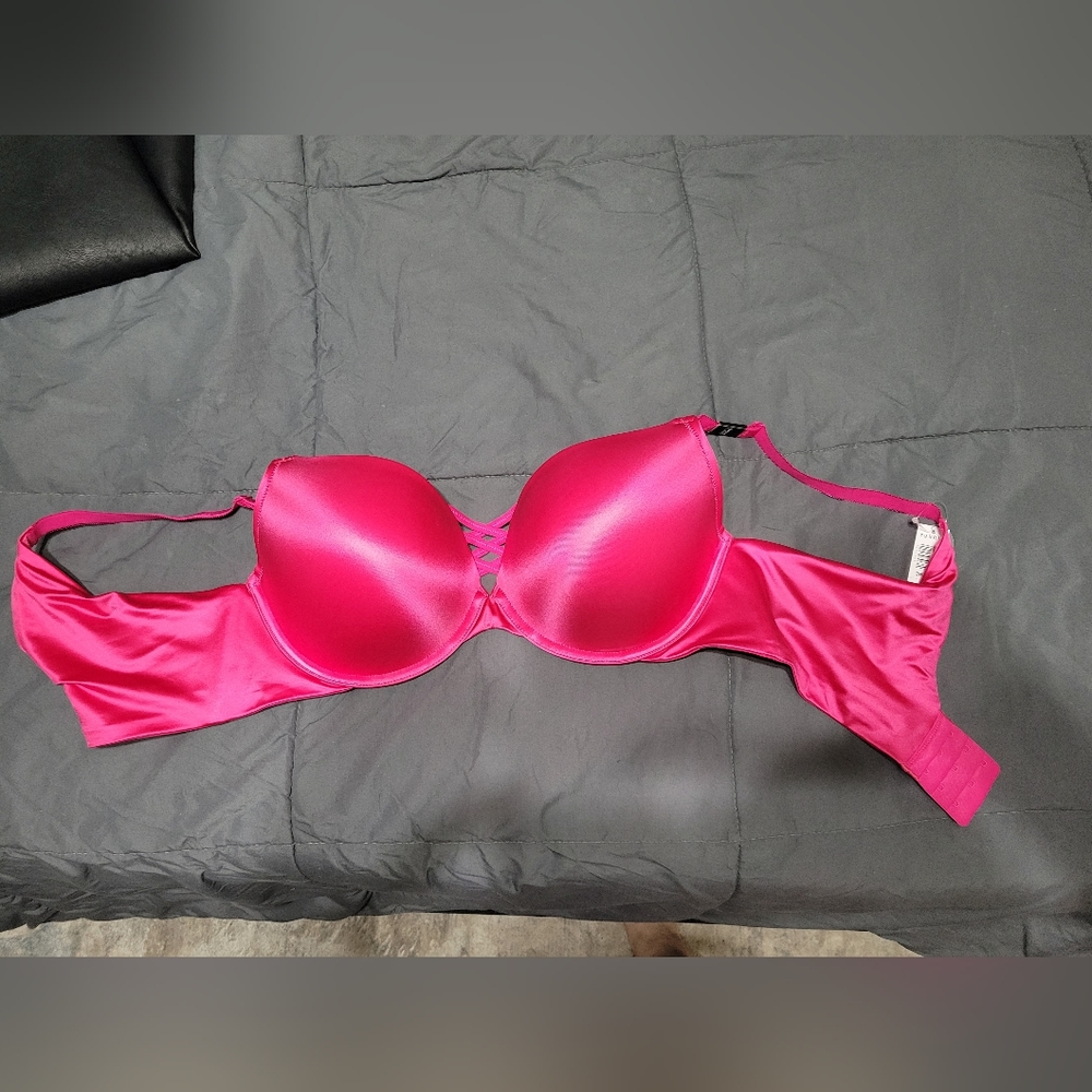 38DDD hot pink bra